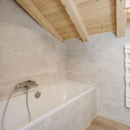 Chalet Meribel Le D'eugenie *